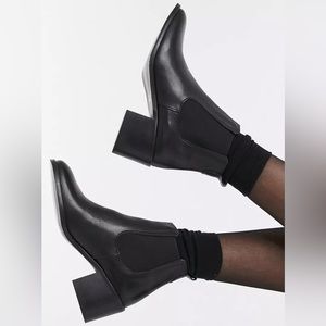 The perfect black ankle boots from ASOS!